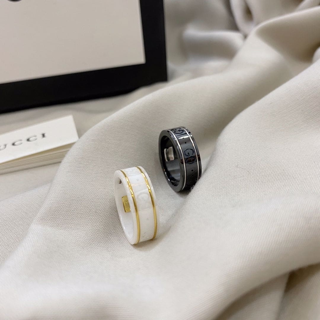 18K Double Gucci Icon White Zirconia Ring