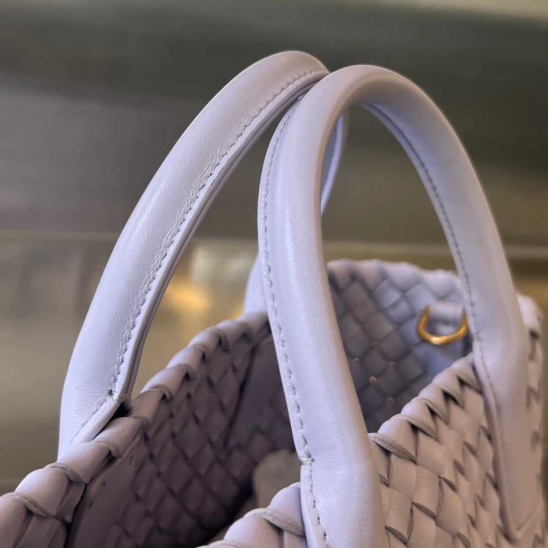 BOTTEGA VENETA MINI CABAT 20 IN LILAC PURPLE LAMBSKIN