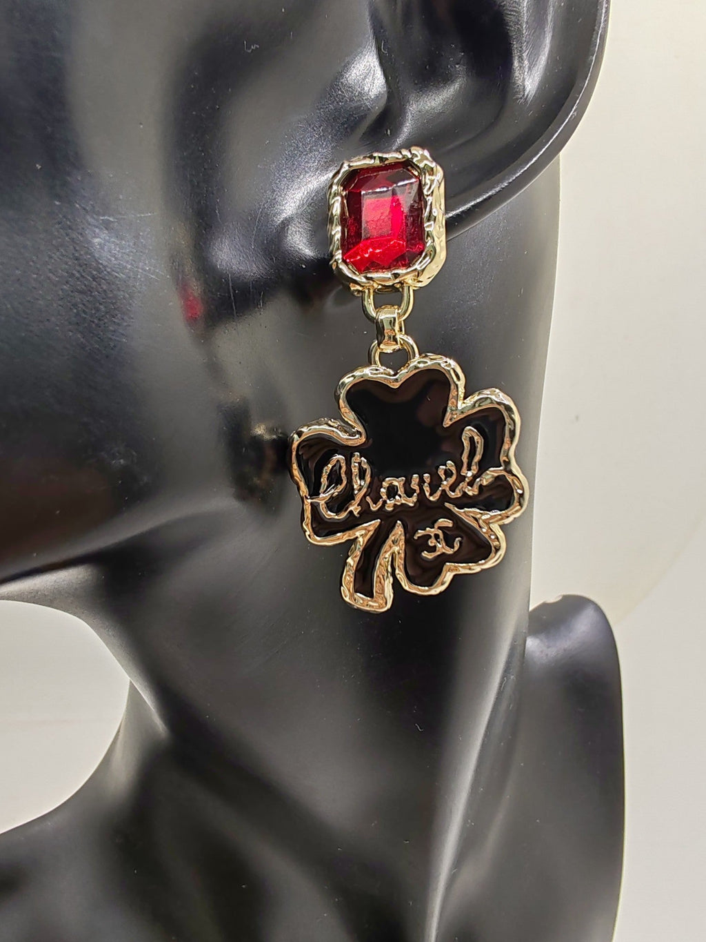18K  Chanel Heart Earrings