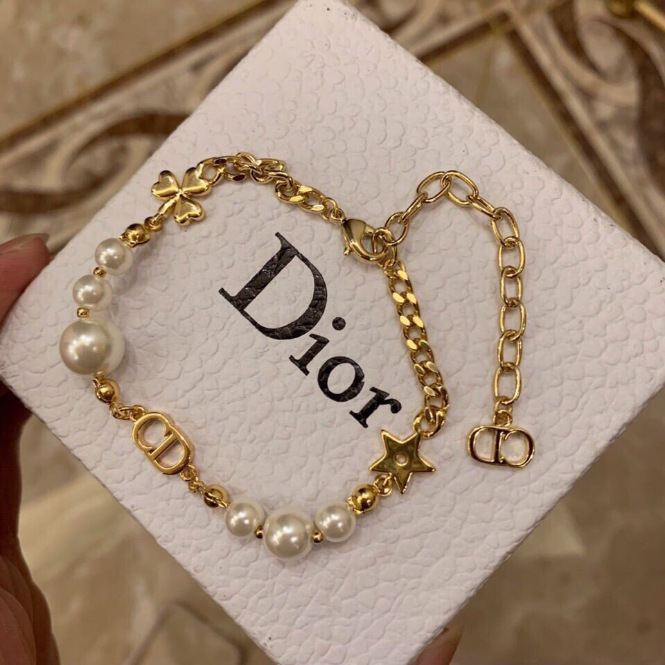 18K Petie Dior Pearls Bracelet